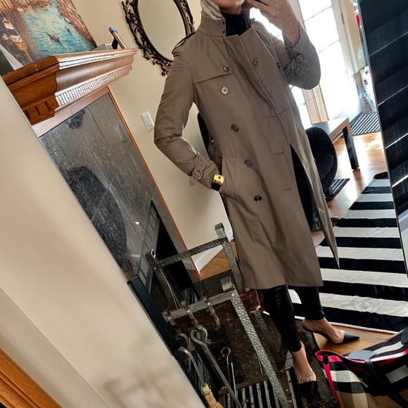 (New) Burberry Midi Trench Coat - Picture 4 of 8
